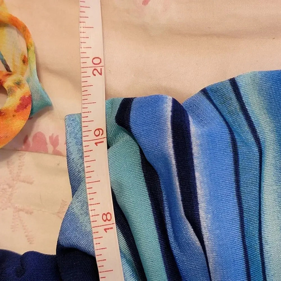 LUXOLOGY Women's Split V Neck Sleeveless Striped Shift Dress Size Medium Blue - Picture 13 of 16